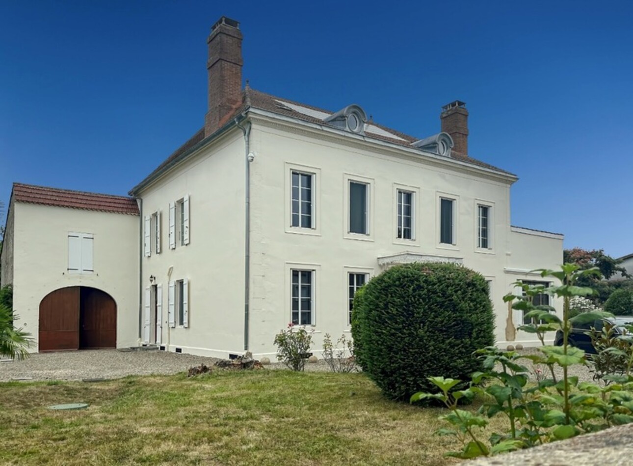 Photos 7 - Prestigious - PLAISANCE DU GERS (32), ELEGANT and HISTORIC MASTER'S HOUSE, outbuildings, garage, 3200m2 enclosed a