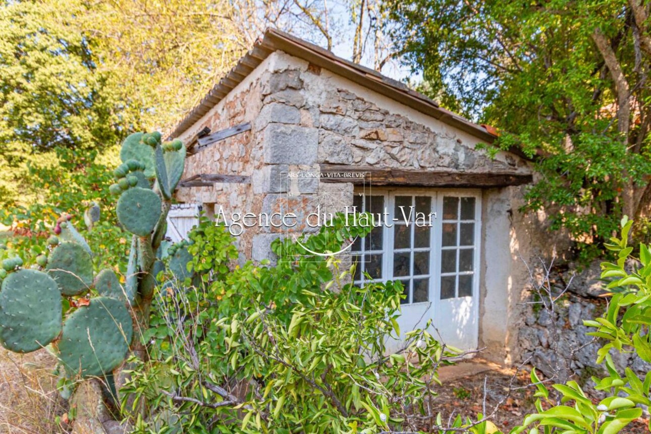 Photos 11 - Prestige - Vignes et oliviers autour d'une Bastide 17eme siècle, maison