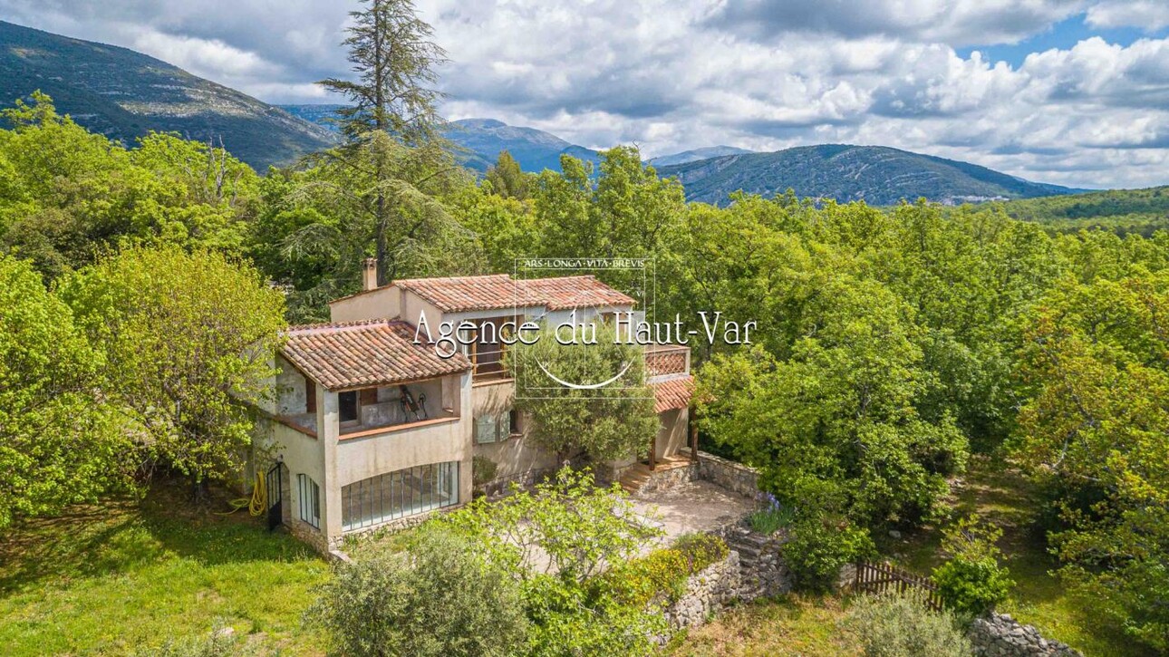 Photos 3 - Touristique - Petite propriété : deux maisons en pierres sur 1,3 hectares