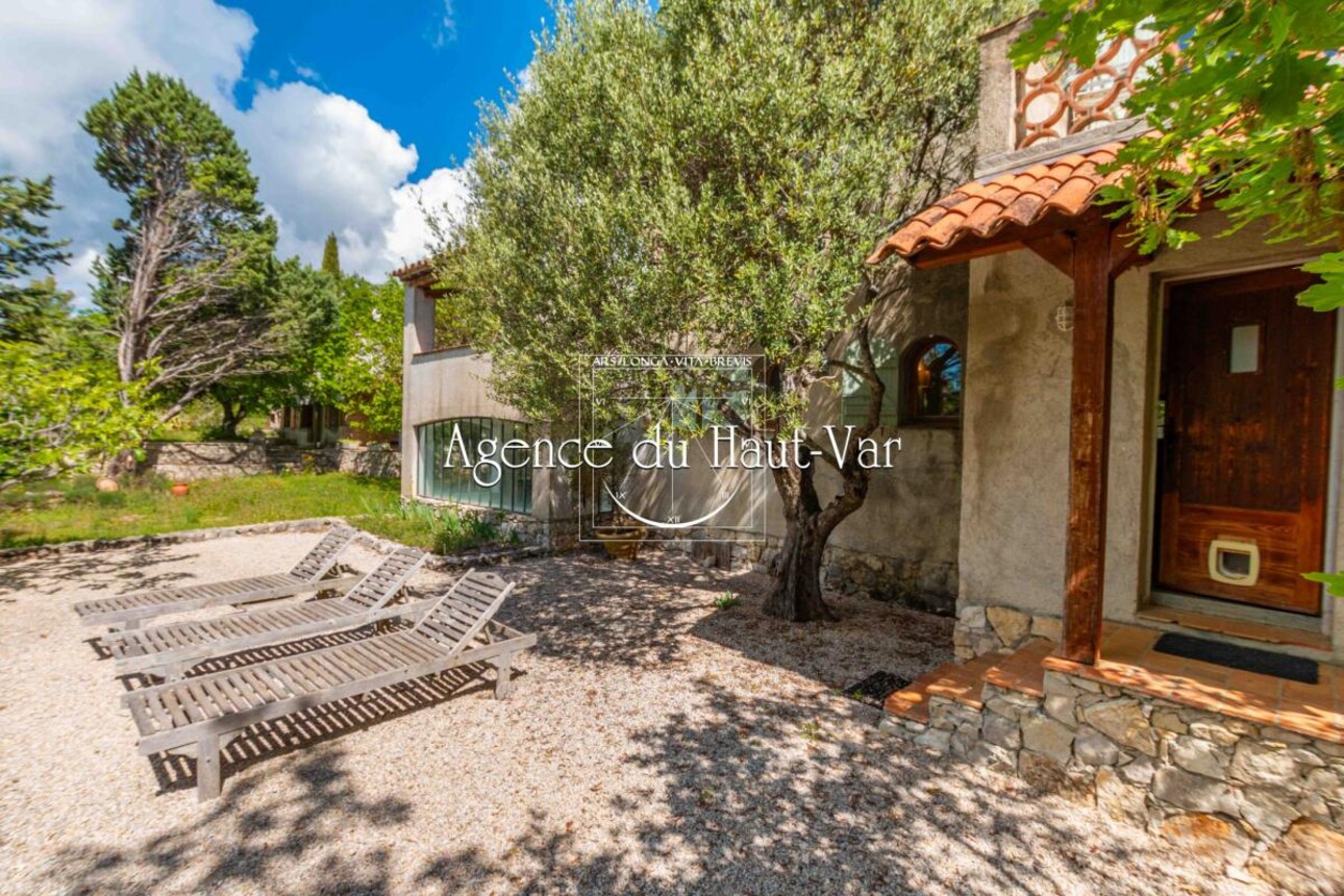 Photos 14 - Touristique - Petite propriété : deux maisons en pierres sur 1,3 hectares