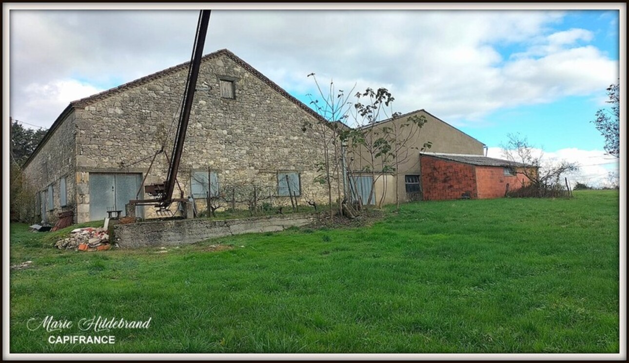 Photos 14 - Agricultural - Property of more than 170m² - 4 bedrooms - outbuildings and 40 hectares of agricultural land