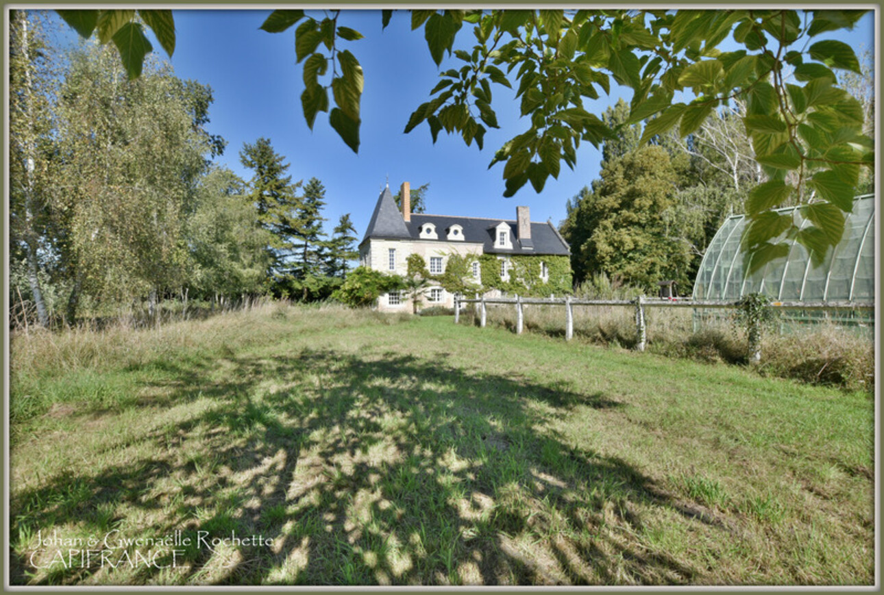 Photos 1 - Prestigious - Property for sale 10 rooms near ANGERS (49)