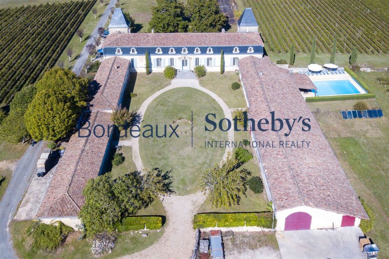 Photos 2 - Tourist - EXCLUSIVE - NICE VINEYARD ESTATE, 30 MINUTES AWAY FROM THE CITY OF BORDEAUX - 10 HA