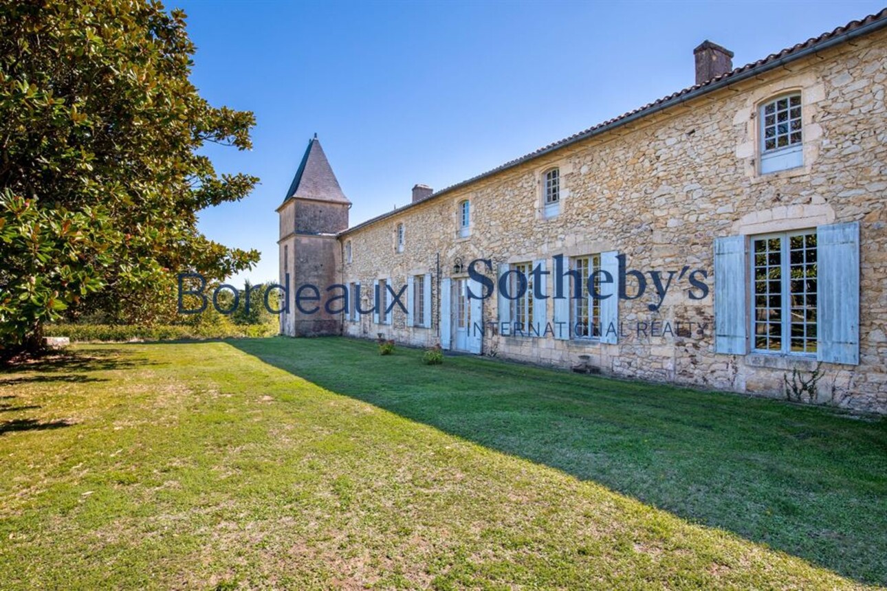 Photos 4 - Tourist - EXCLUSIVE - NICE VINEYARD ESTATE, 30 MINUTES AWAY FROM THE CITY OF BORDEAUX - 10 HA