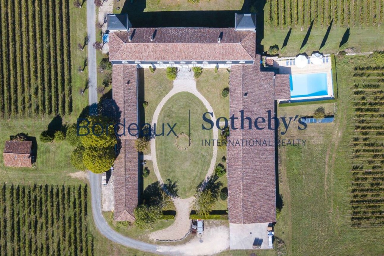 Photos 18 - Tourist - EXCLUSIVE - NICE VINEYARD ESTATE, 30 MINUTES AWAY FROM THE CITY OF BORDEAUX - 10 HA