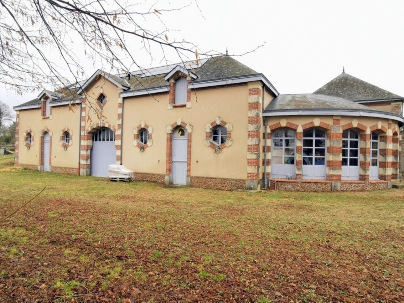 Photos 2 - Equestrian - Dpt Sarthe (72), à vendre CONFLANS SUR ANILLE propriete P3 de 63 m² - Terrain de 30 000,00 m²