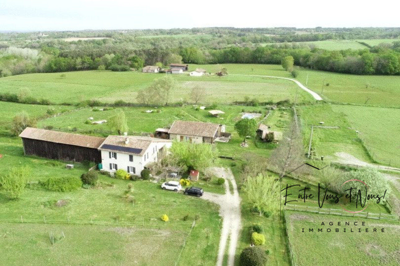 Photos 16 - Equestrian - PROPRIÉTÉ AVEC GÎTES SUR 3HA DE PARC ET DE PRAIRIE