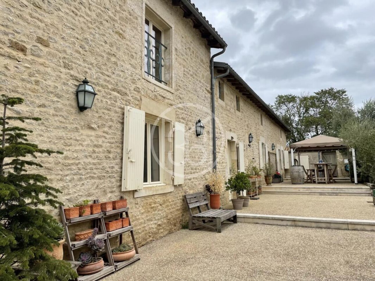 Photos 2 - Prestigious - MAISON DE CARACTERE ET RENOVATION DE QUALITE