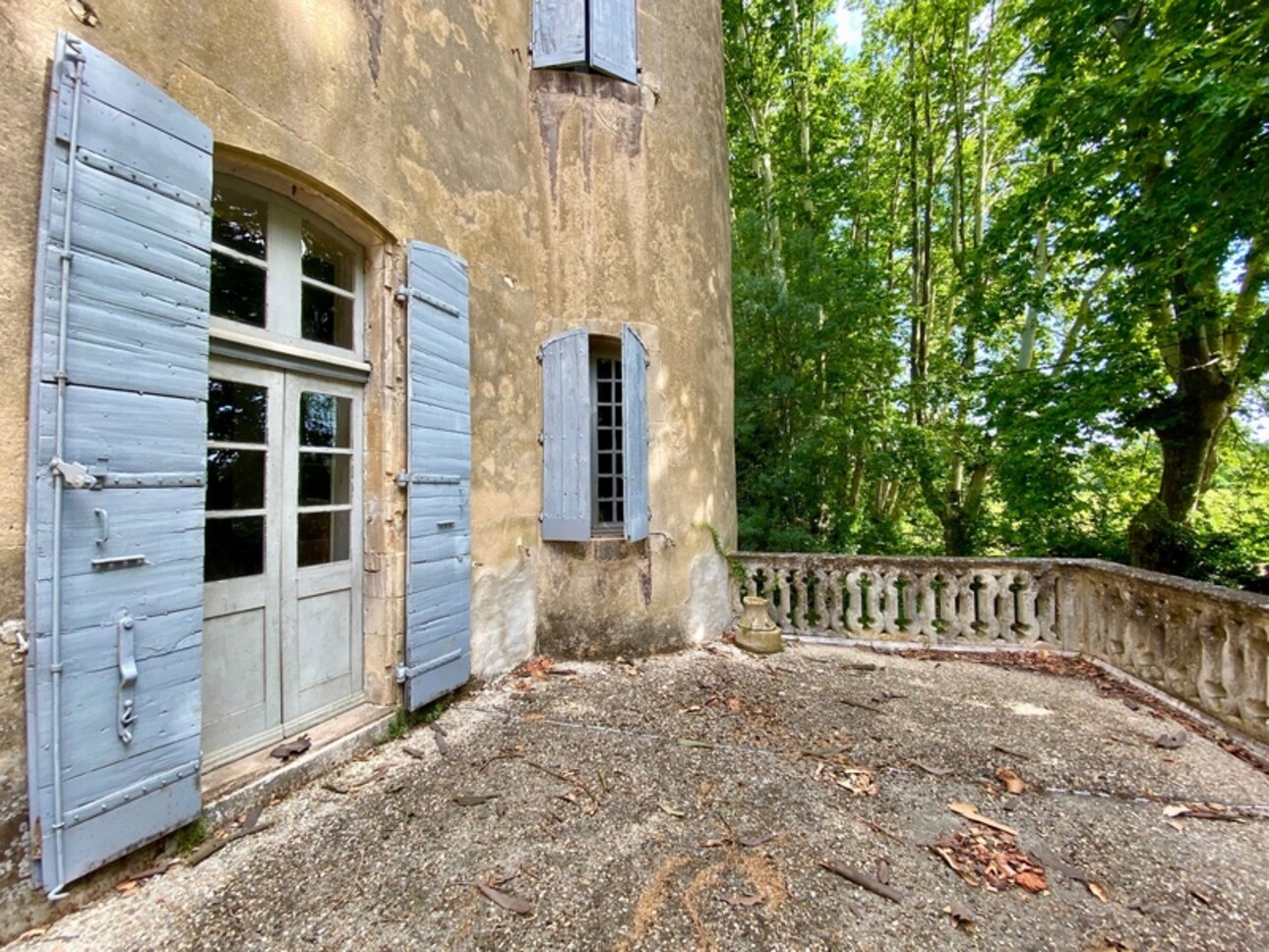 Photos 3 - Prestigious - Dpt Gard (30), for sale in the Gard, AOP Côtes du Rhône wine property on 25 hectares with a 15th cen