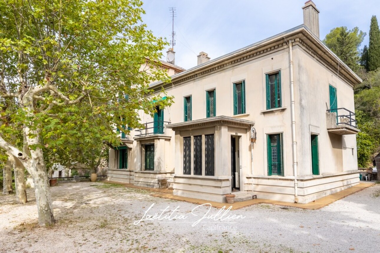 Photos 1 - Prestigious - MARSEILLE 12EME, Art Deco Mansion from 1920 - 10 rooms - 6 bedrooms - 420 m² of living space on 2,68