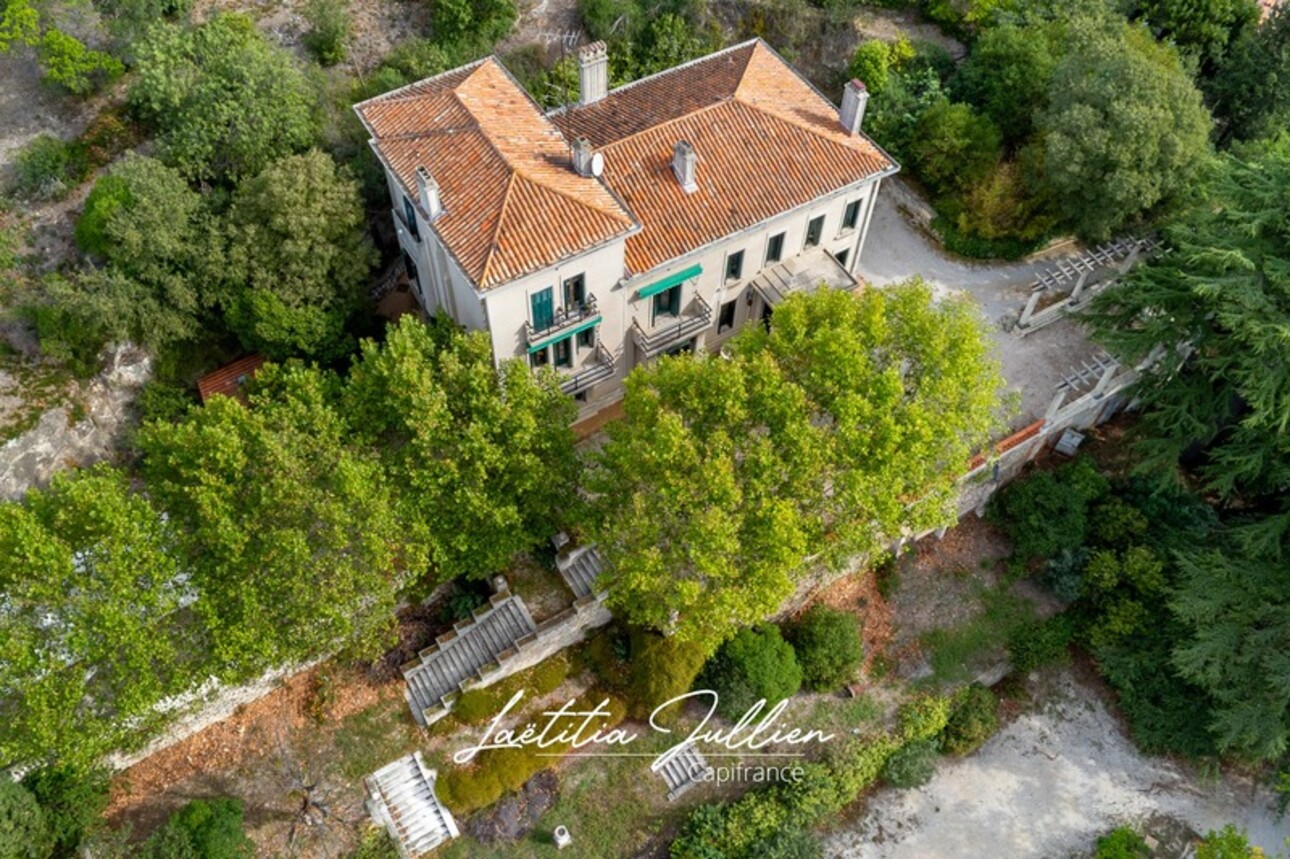 Photos 20 - Prestige - MARSEILLE 12EME, Maison de Maître Art Déco de 1920 - 10 pièces - 6 chambres - 420 m² habitables sur 2 681 m² de terrain arboré