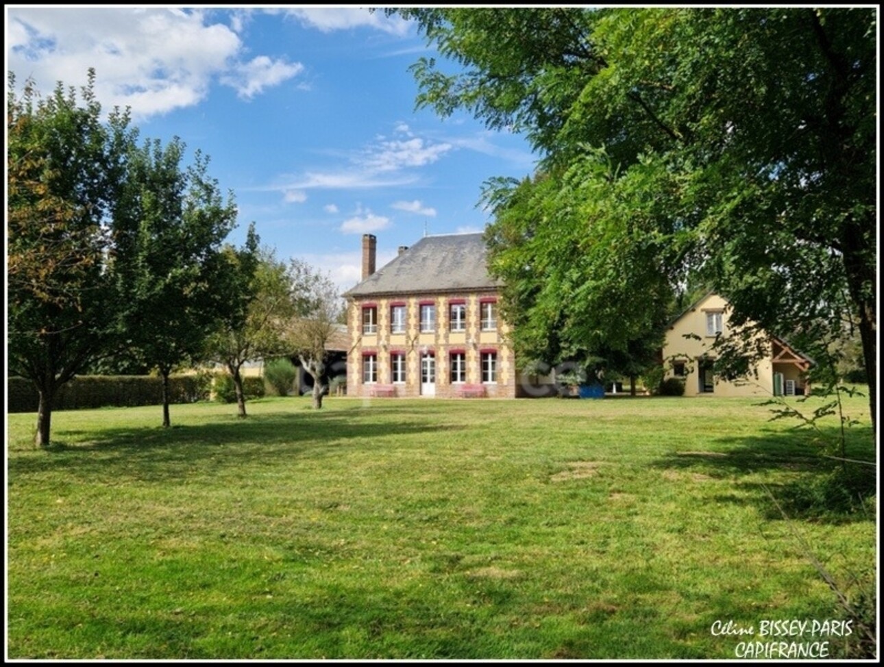 Photos 3 - Prestigious - Propriété avec piscine intérieure et studio indépendant