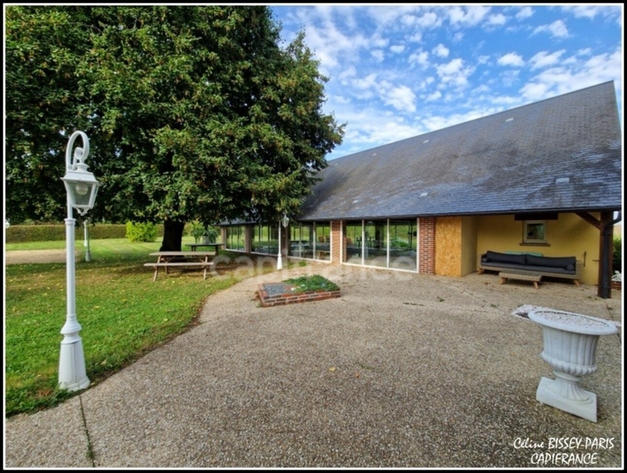 Photos 4 - Prestigious - Propriété avec piscine intérieure et studio indépendant