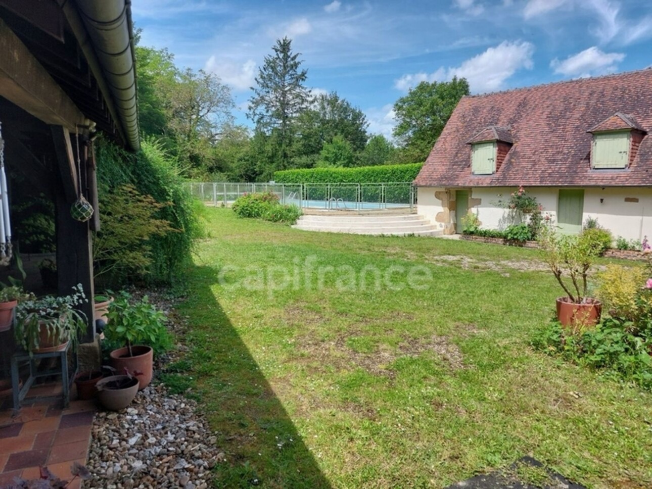 Photos 4 - Tourist - Dpt Cher (18), à vendre MENETOU COUTURE propriété  P5 Gite, Piscine