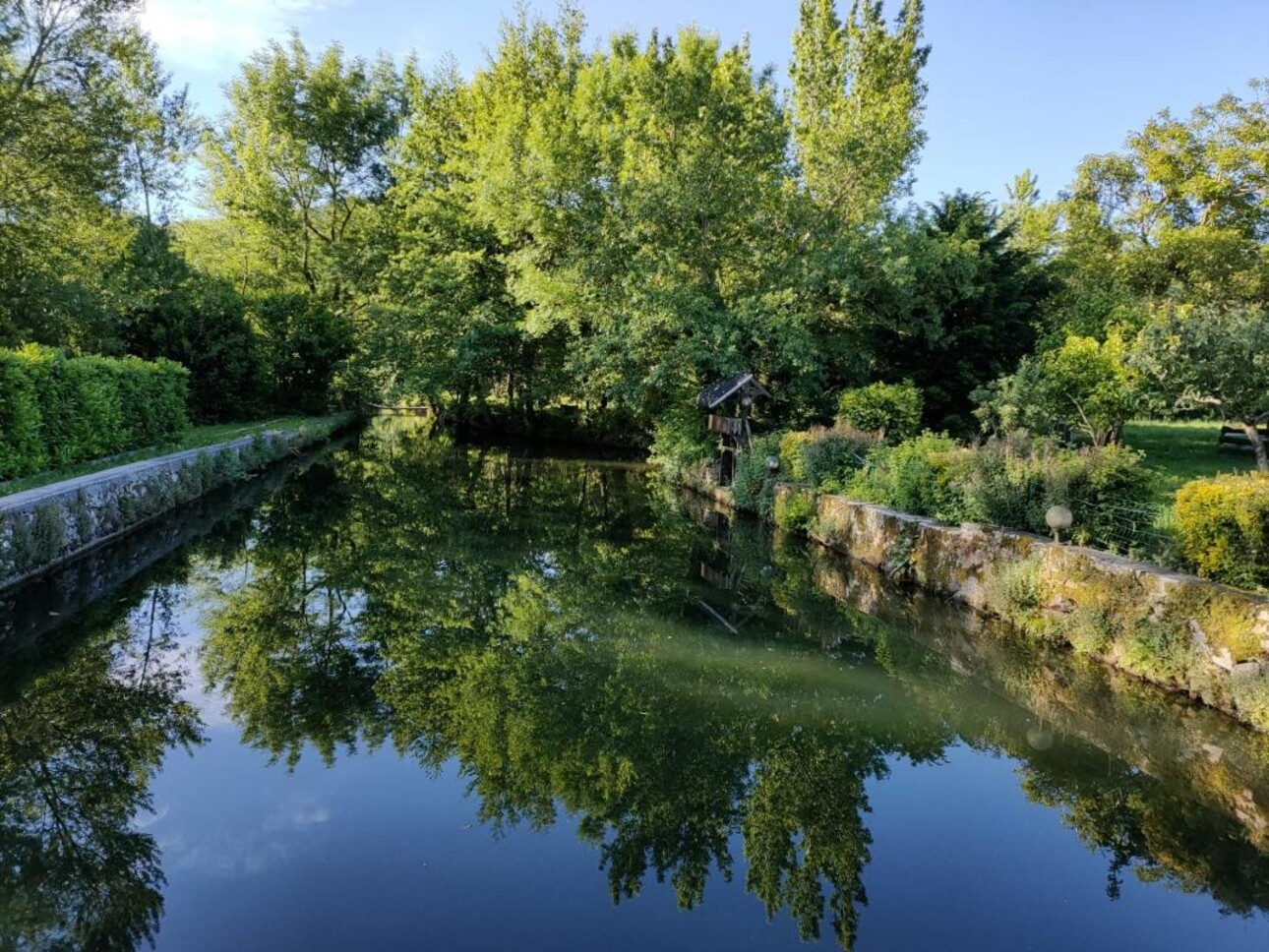 Photos 16 - Touristique - Moulin aménagé en 6 habitations sur plus d'un hectare