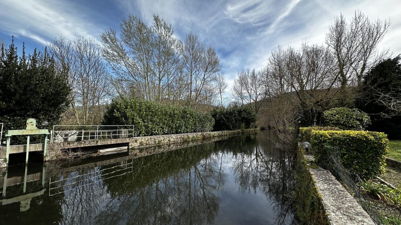 Photos 23 - Touristique - Moulin aménagé en 6 habitations sur plus d'un hectare