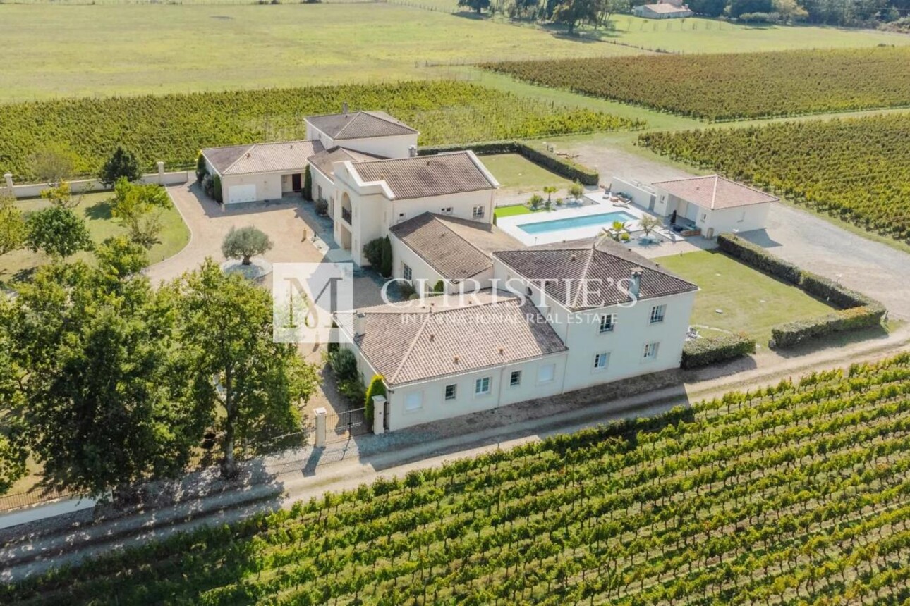 Photos 5 - Touristique - Impressionnante propriété de 6.5 ha - Vignoble en AOC Haut Médoc - Oenotourisme