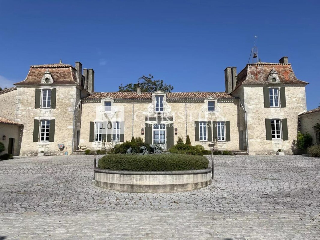 Photos 2 - Viticole - Somptueuse Chartreuse avec vignoble près de Saint-Emilion