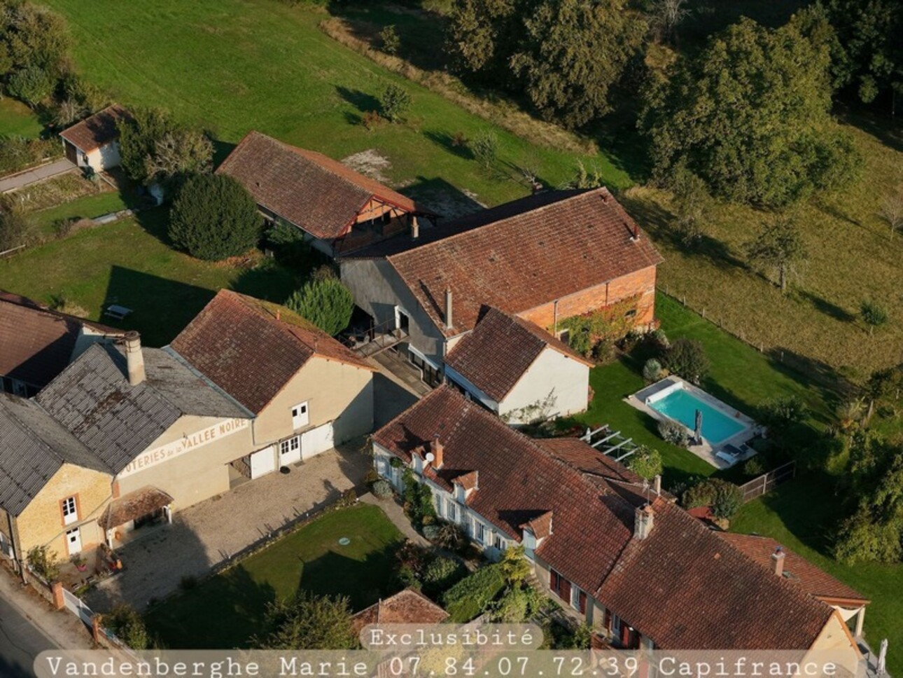 Photos 1 - Prestige - Dpt Indre (36), à vendre proche de LA CHATRE propriété de 154 m² et plus de 900 m2 de dépendances -  Piscine - Terrain de 1,88 Ha