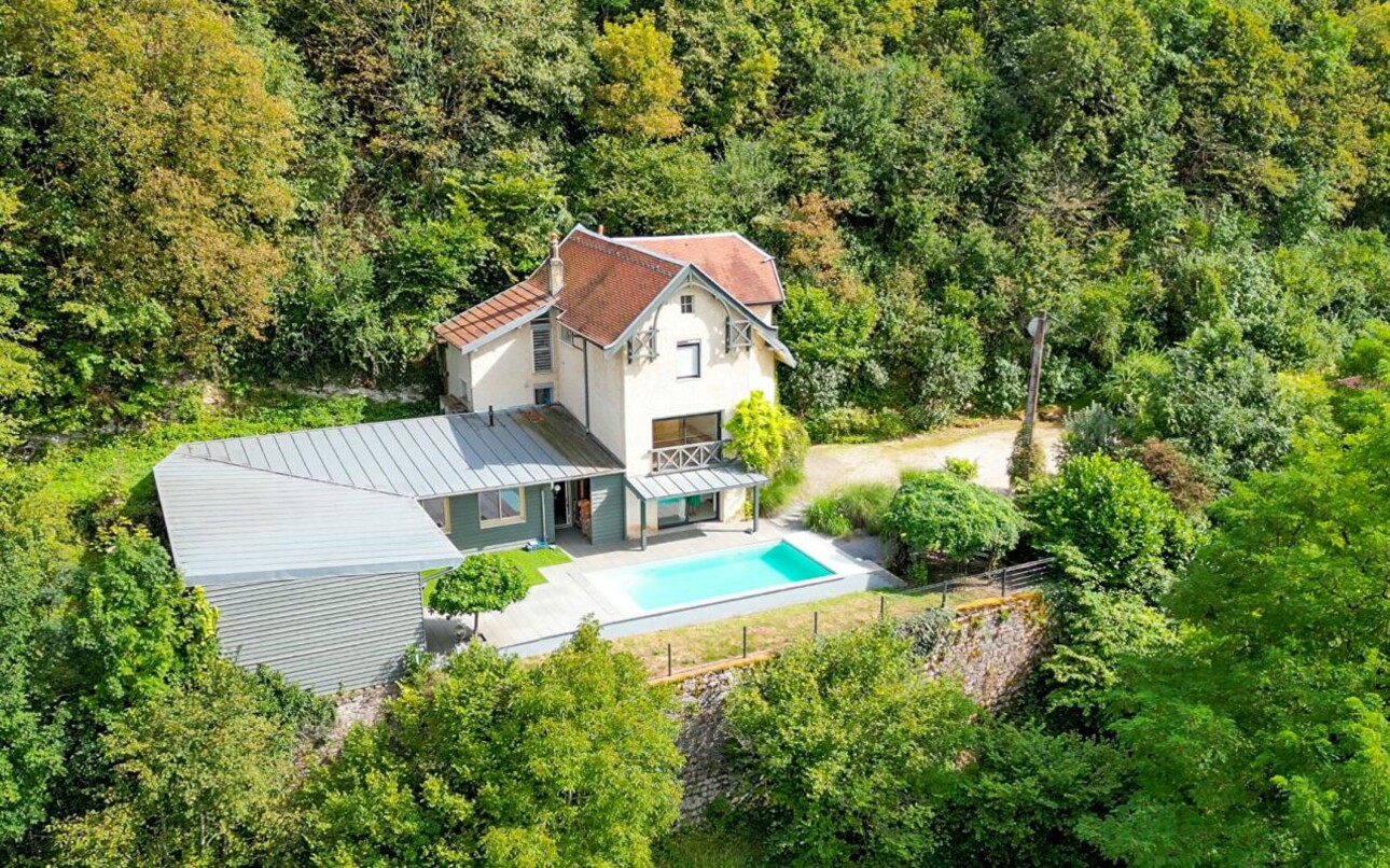 Photos 1 - Prestigious - MAISON ISOLEE à MONTFAUCON