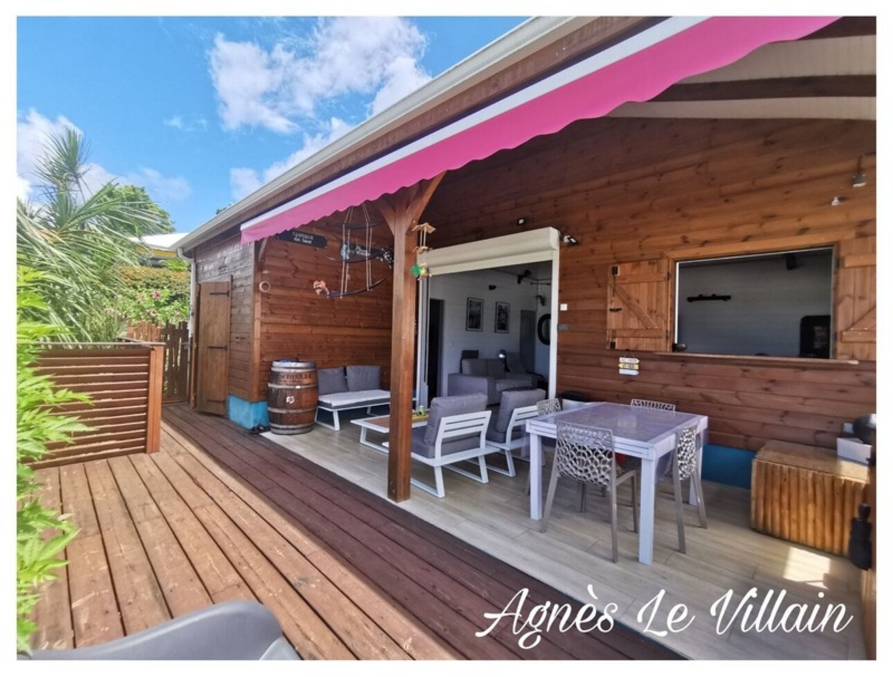 Photos 3 - Touristique - Propriété avec Maison Vue mer + 5 Bungalows - Plage à pieds