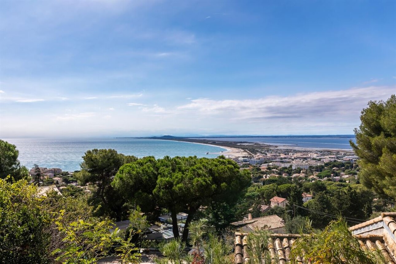 Photos 1 - Prestigious - Luxury estate with a staning view to the sea on Mont Saint-Clair Sète