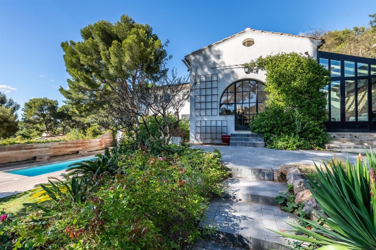 Photos 18 - Prestigious - Luxury estate with a staning view to the sea on Mont Saint-Clair Sète