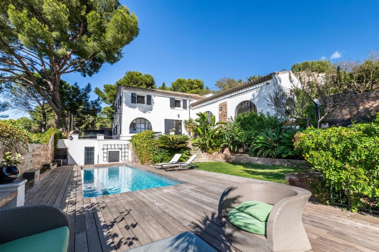 Photos 19 - Prestigious - Luxury estate with a staning view to the sea on Mont Saint-Clair Sète