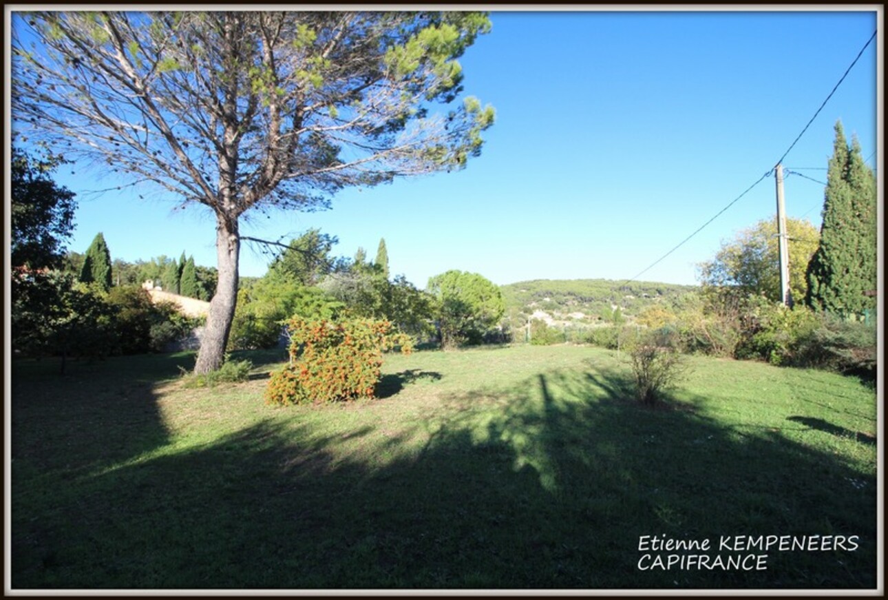 Photos 33 - Prestigious - LORGUES Property of 2,664 m2 with single-storey villa, independent T2, swimming pool and plot to bui