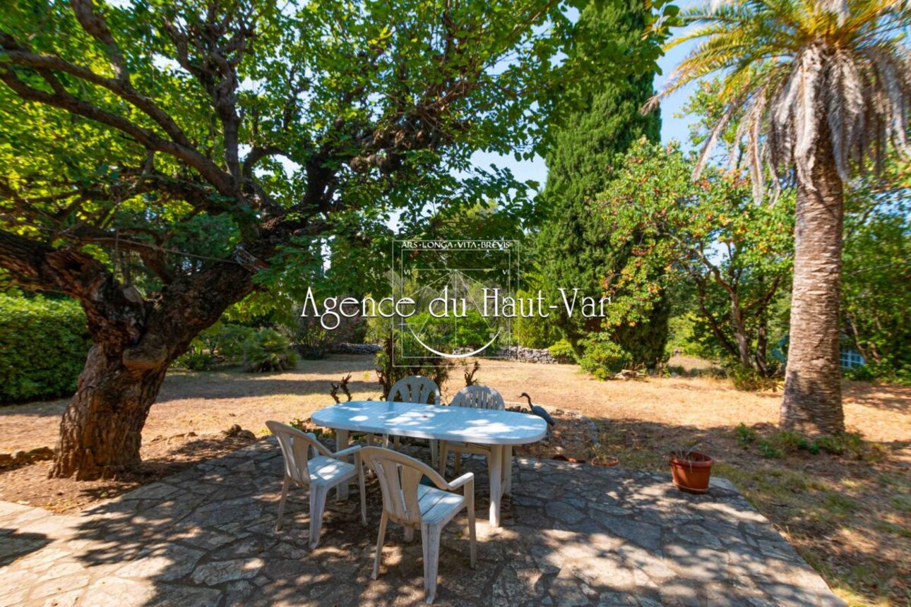 Photos 10 - Prestige - Vignes et oliviers autour d'une Bastide 17eme siècle, maison