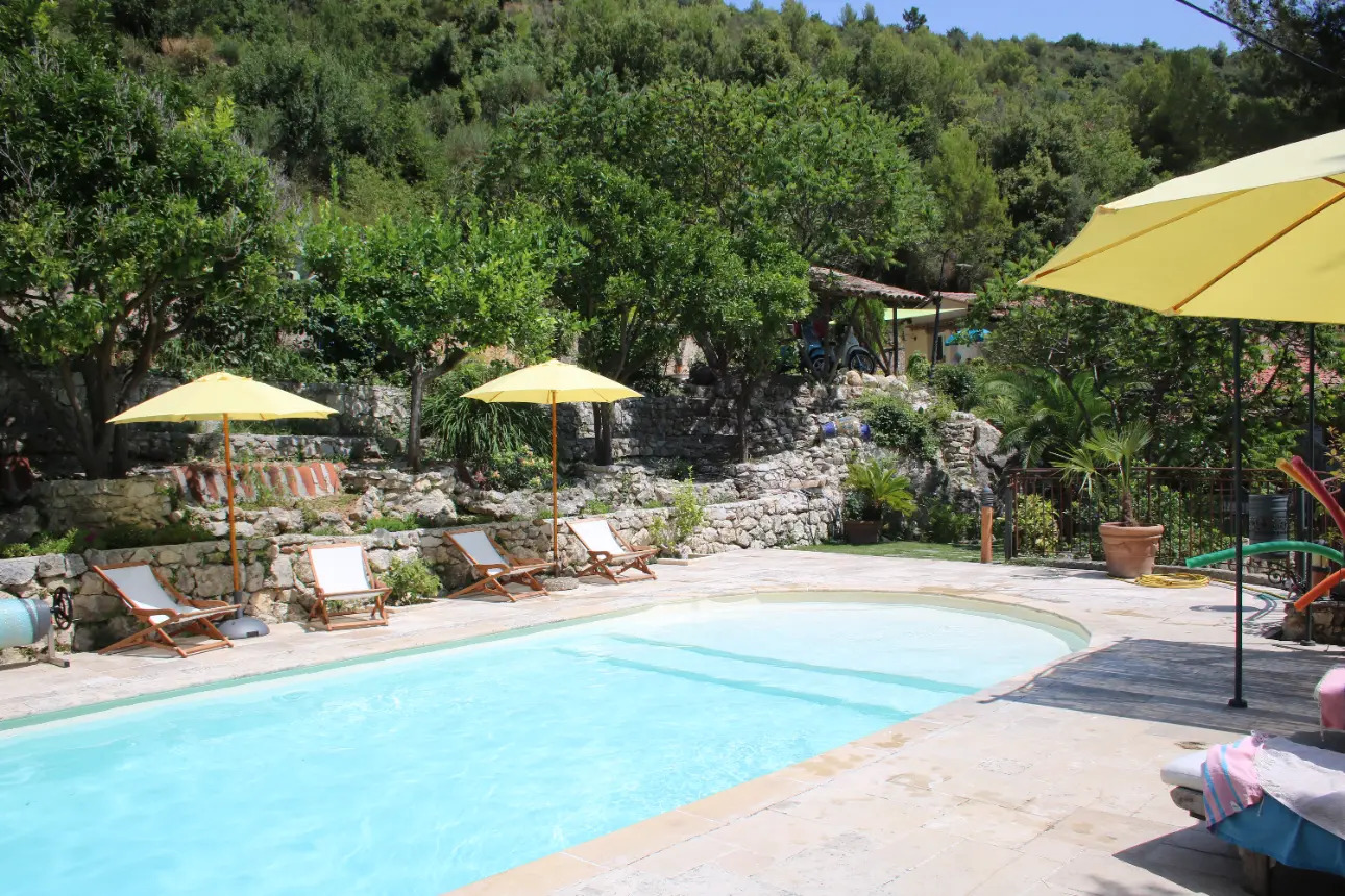 Photos 3 - Tourist - CHARMING PROVENCAL PROPERTY In absolute calm, magnificent sea view, 15 minutes from Nice city center