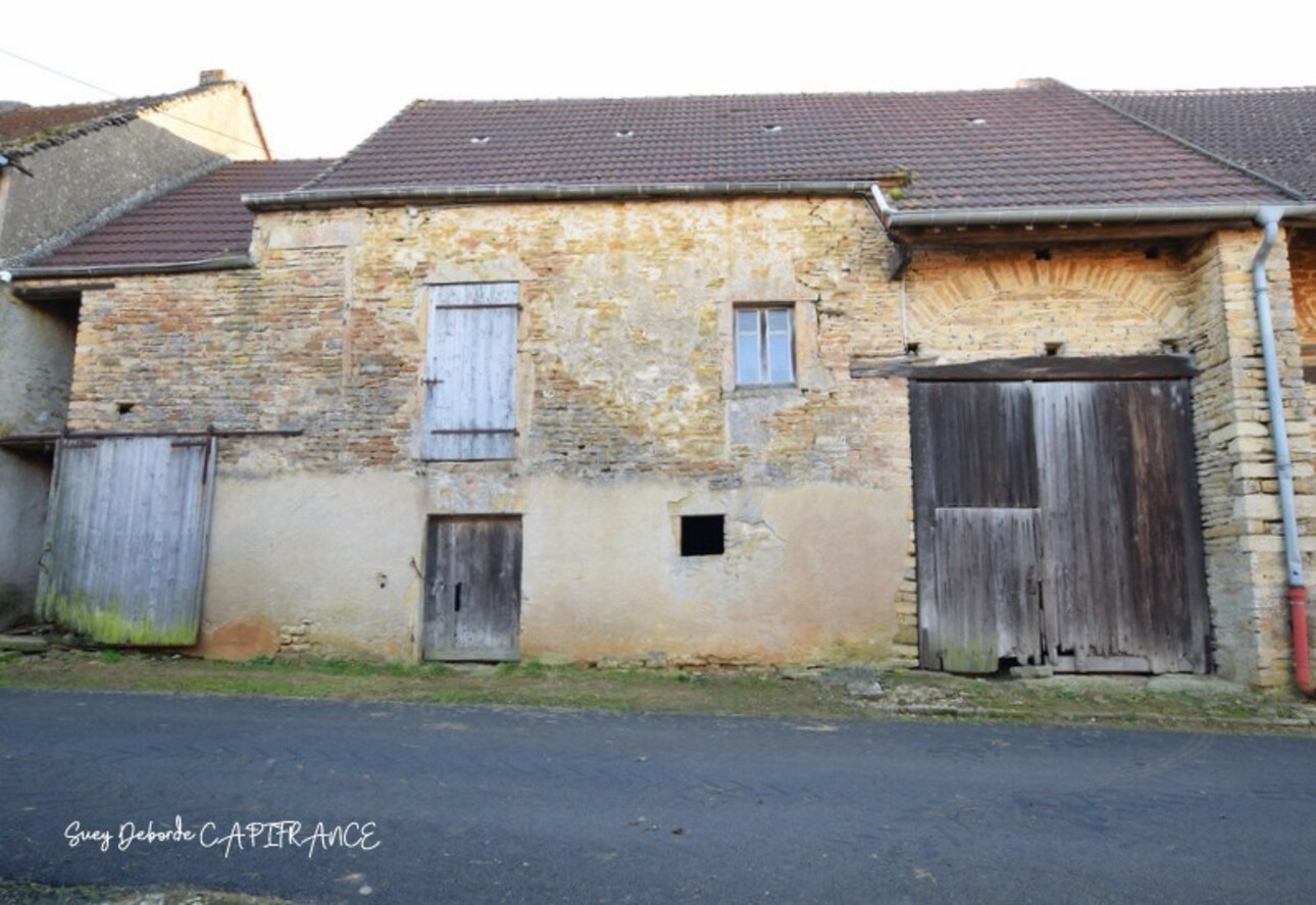 Photos 9 - Tourist - Dpt Saône et Loire (71), for sale near SAINT GENGOUX LE NATIONAL semi-detached barn to renovate