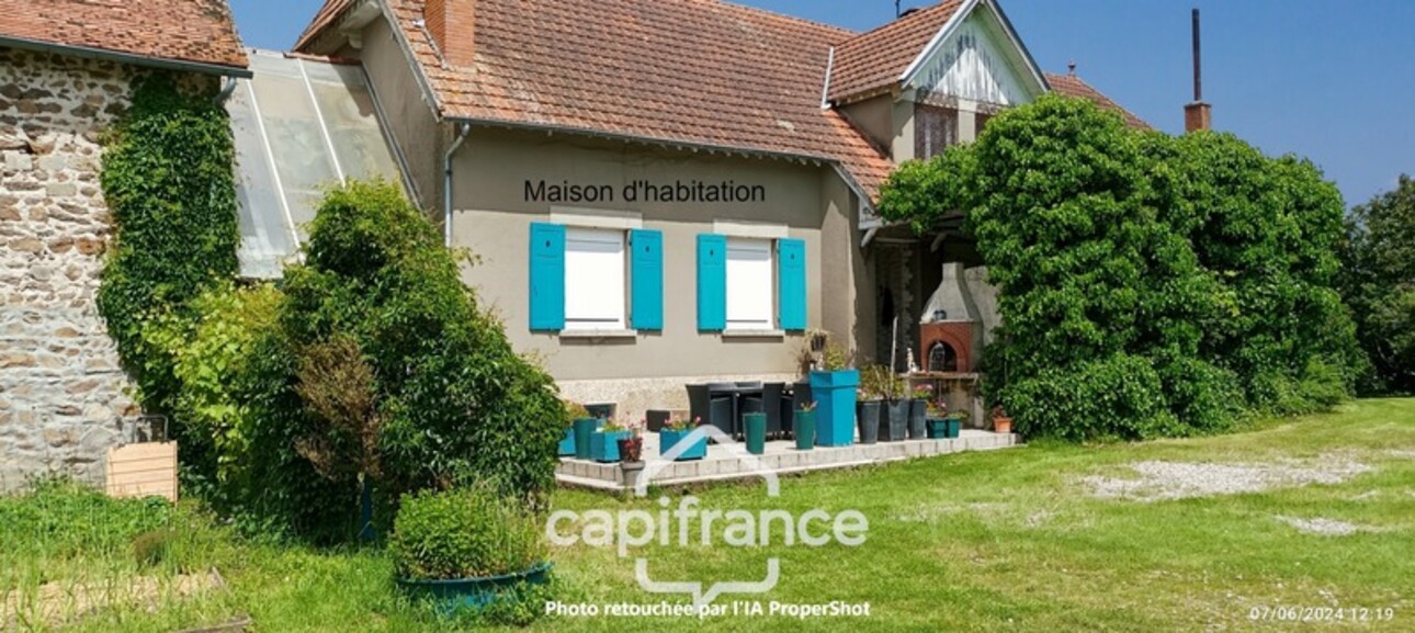 Photos 1 - Tourist - Propriete à vendre  SAINT HILAIRE ( allier)  comprenant une maison et un gite sur un parc de 23433 m2