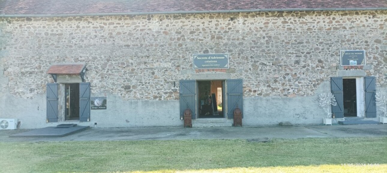 Photos 5 - Tourist - Propriete à vendre  SAINT HILAIRE ( allier)  comprenant une maison et un gite sur un parc de 23433 m2