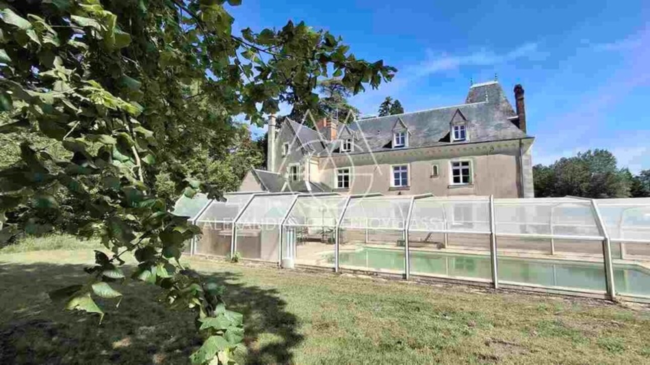 Photos 9 - Equestrian - Superbe château du XVI -ème a 25 min de Tours sur 15 ha avec de nombreuses dépendances