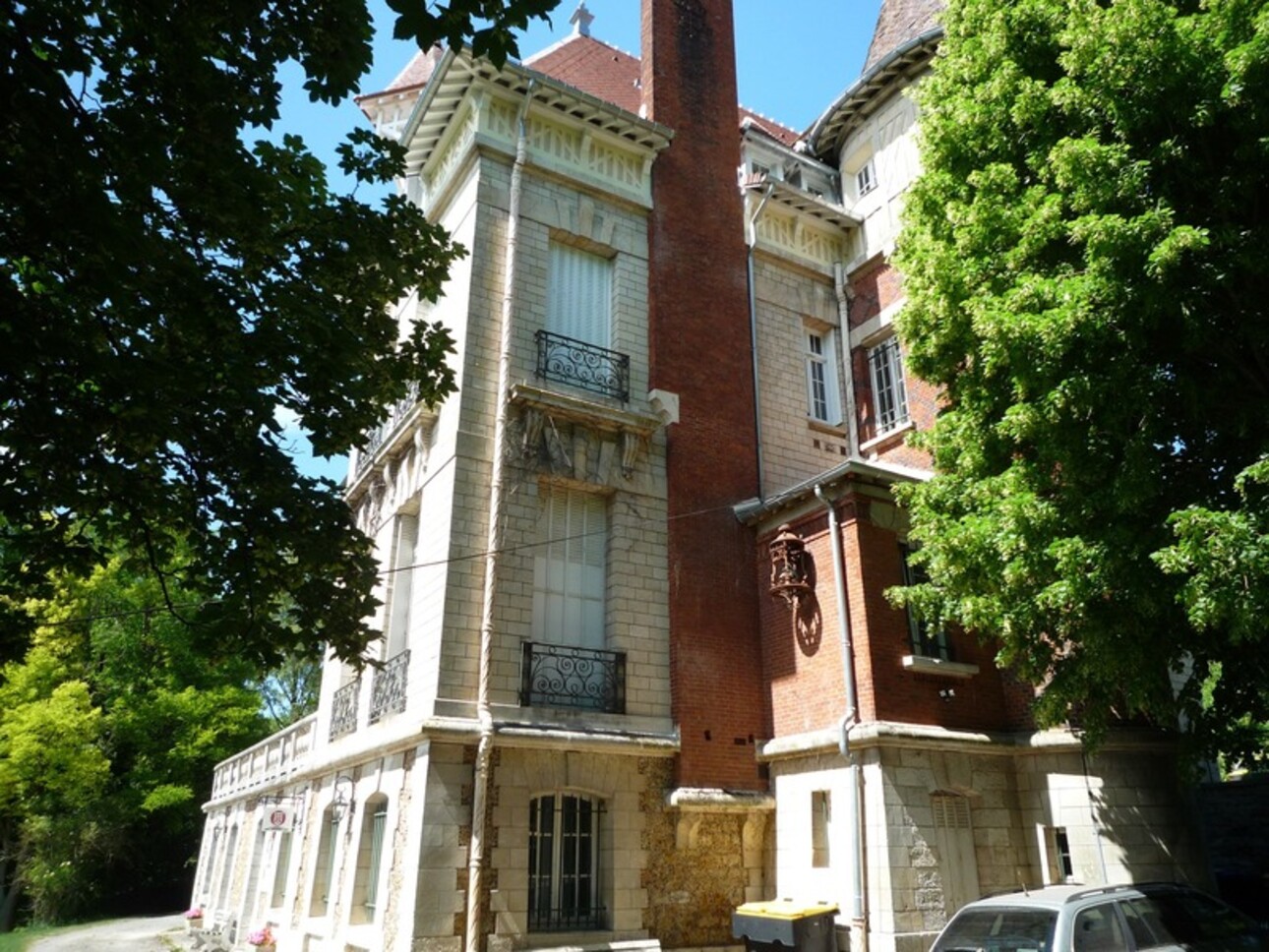 Photos 8 - Prestige - Dpt Seine et Marne (77),  CROUY SUR OURCQ à vendre,  propriété composée d'un château et de deux grands bâtiments de réception sur 27 hectares