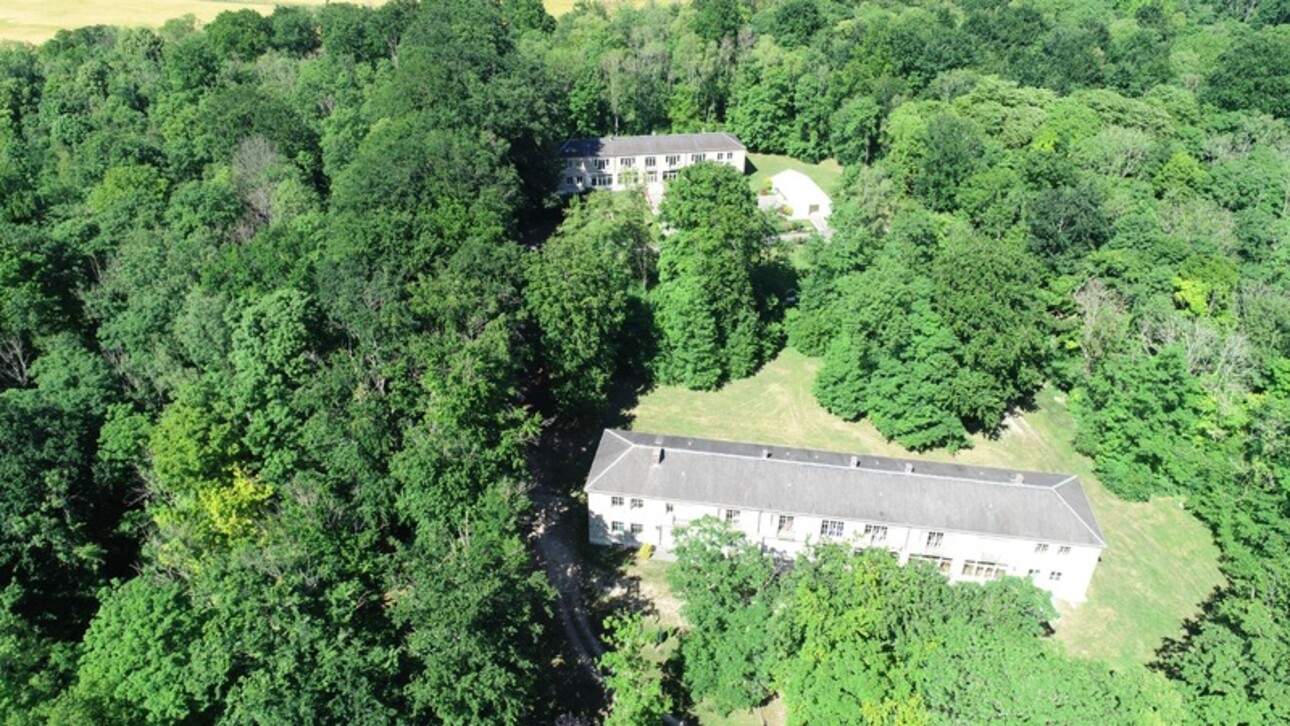 Photos 21 - Prestige - Dpt Seine et Marne (77),  CROUY SUR OURCQ à vendre,  propriété composée d'un château et de deux grands bâtiments de réception sur 27 hectares