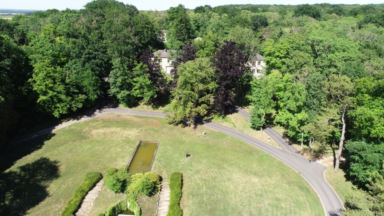 Photos 25 - Prestige - Dpt Seine et Marne (77),  CROUY SUR OURCQ à vendre,  propriété composée d'un château et de deux grands bâtiments de réception sur 27 hectares