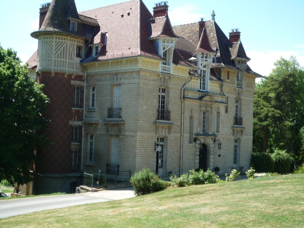 Photos 36 - Prestigious - Dpt Seine et Marne (77), CROUY SUR OURCQ for sale, property consisting of a castle and two large rec