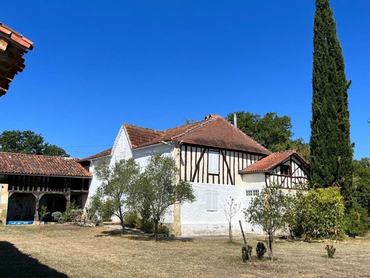 Photos 47 - Touristique - Dpt Gers (32), à vendre,MARCIAC proche,  VUE PYRENEES, BELLE PROPRIETE DE CARACTERE et de CHARME XVIIIs, dépendances, 4ha (ou plus) , piscine