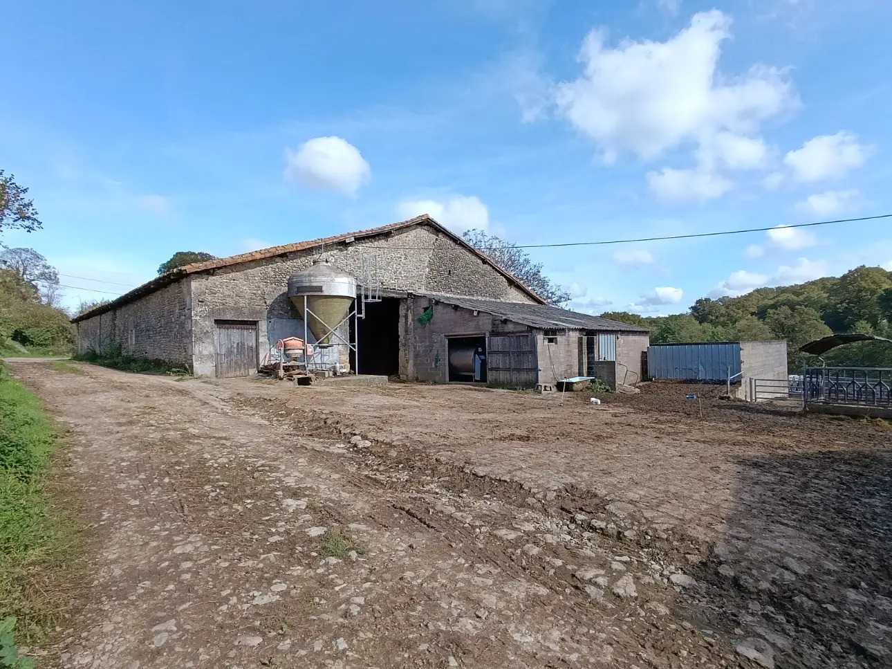 Photos 10 - Agricultural - Working Dairy farm