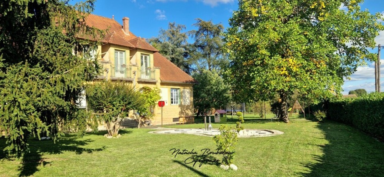 Photos 2 - Prestige - Maison de maître au bord de la Dordogne, 297 m2, 10 p, avec dépendances + piscine