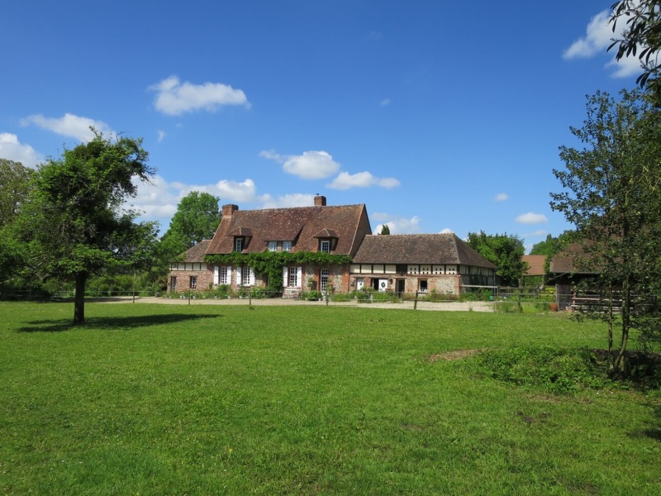 Photos 2 - Equestrian - Dpt Eure (27), for sale near LYONS LA FORET, farmhouse, P8 house of 269 m² - land 1ha50.