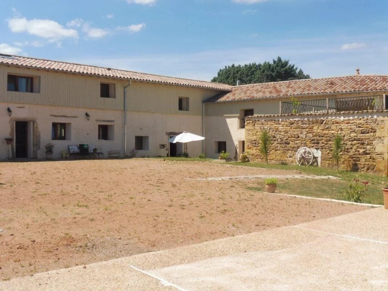 Photos 1 - Prestige - Maisons dans un très beau village du Beaujolais