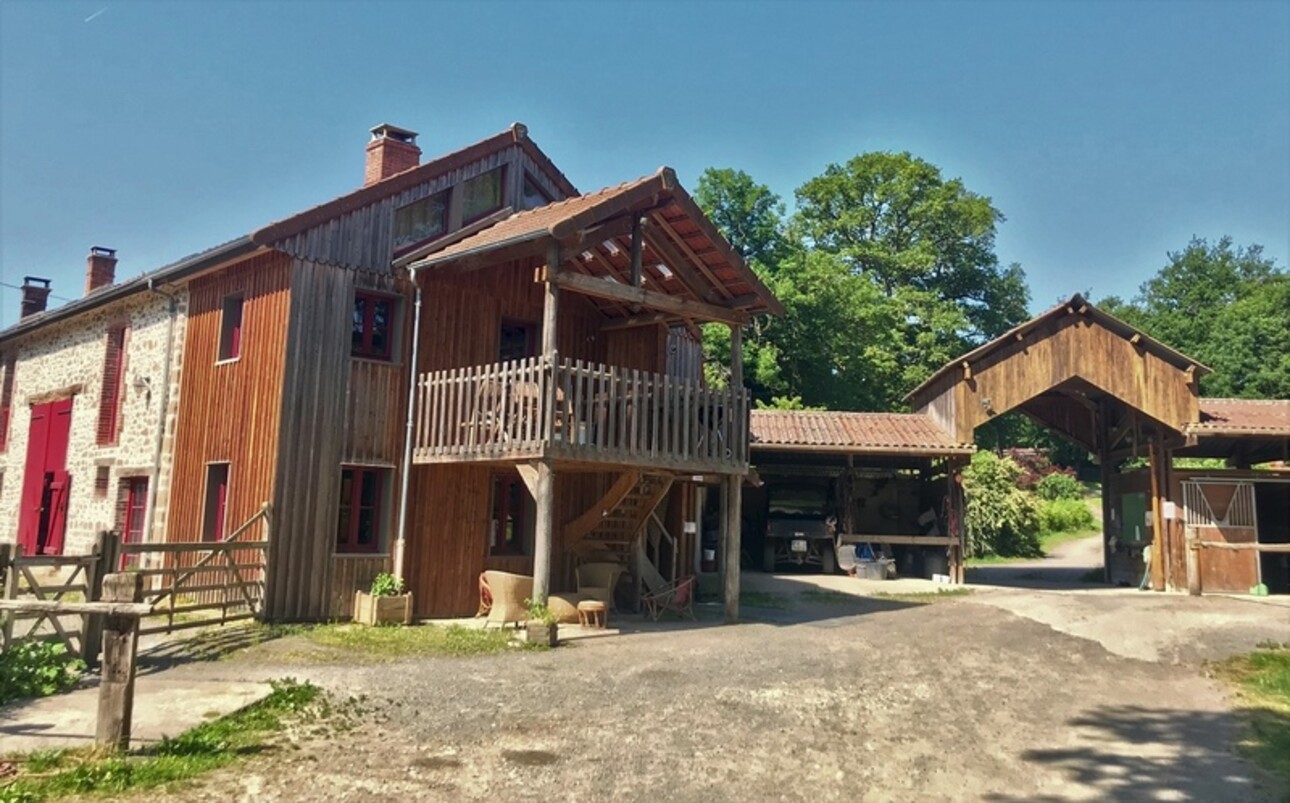 Photos 2 - Équestre - Dpt Creuse à vendre domaine équestre à Bussière Dunoise comprenant une maison, un gîte, un appartement, bugnalows, camping, plan d'eau - Terrain 3,8 hectares