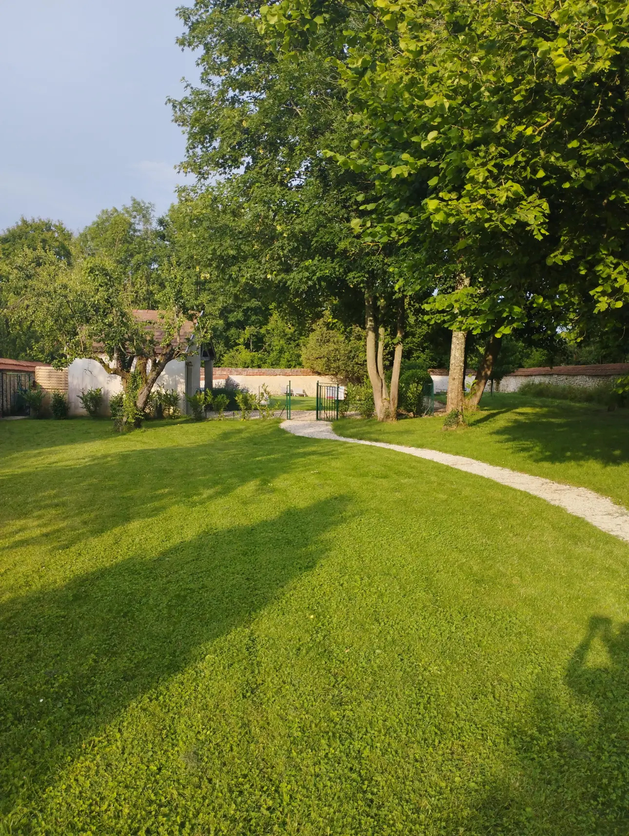 Photos 18 - Touristique - MAISON HABITATION ET GITE AVEC PISCINE CHAUFFEE CLOS DE MURS