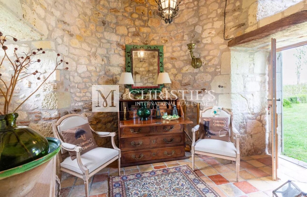 Photos 13 - Prestigious - Fabulous west Dordogne property with pool and views for sale