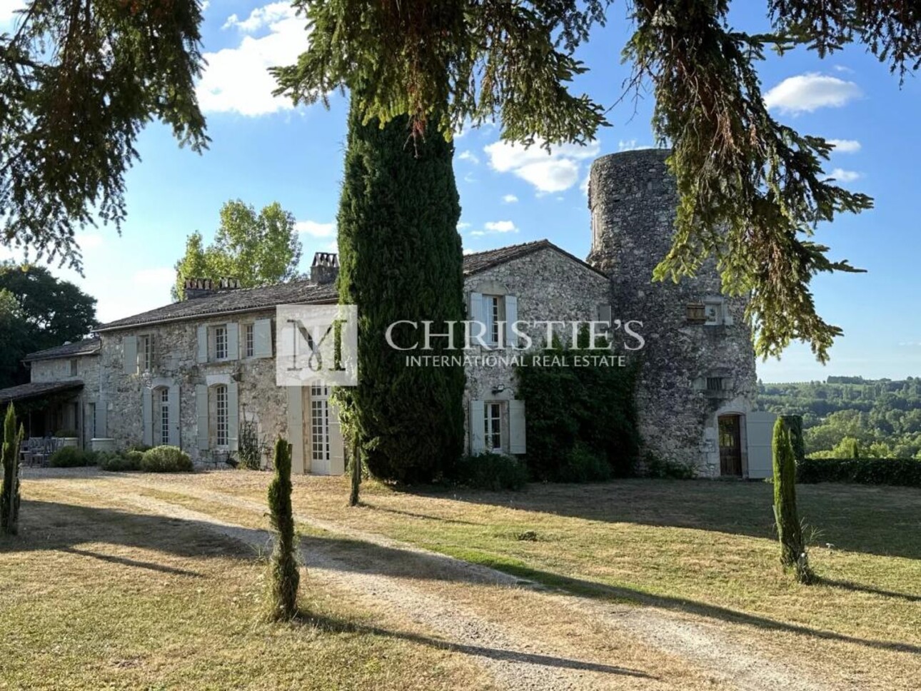 Photos 30 - Prestigious - Fabulous west Dordogne property with pool and views for sale