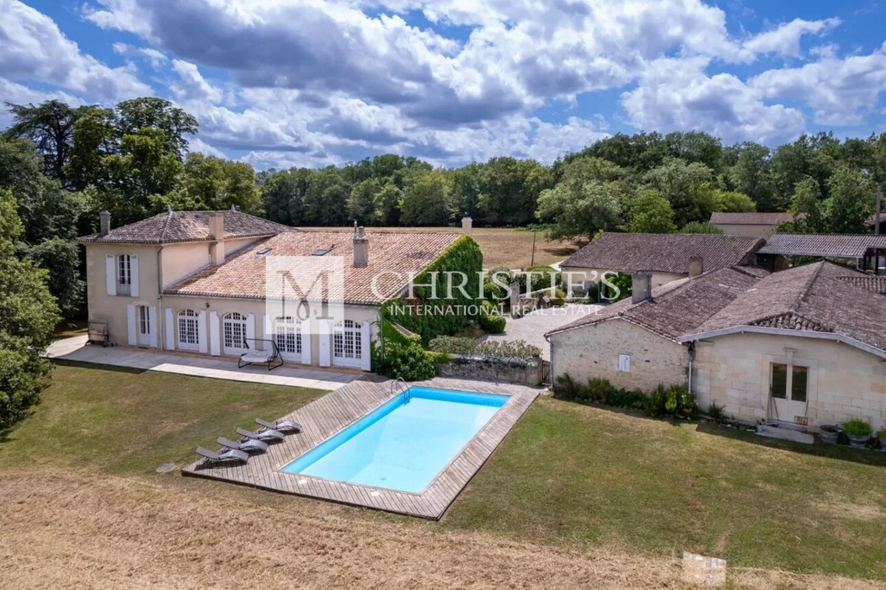 Photos 1 - Prestigious - For sale Entre-Deux-Mers very attractive vineyard estate with excellent terroir, quality wines and b