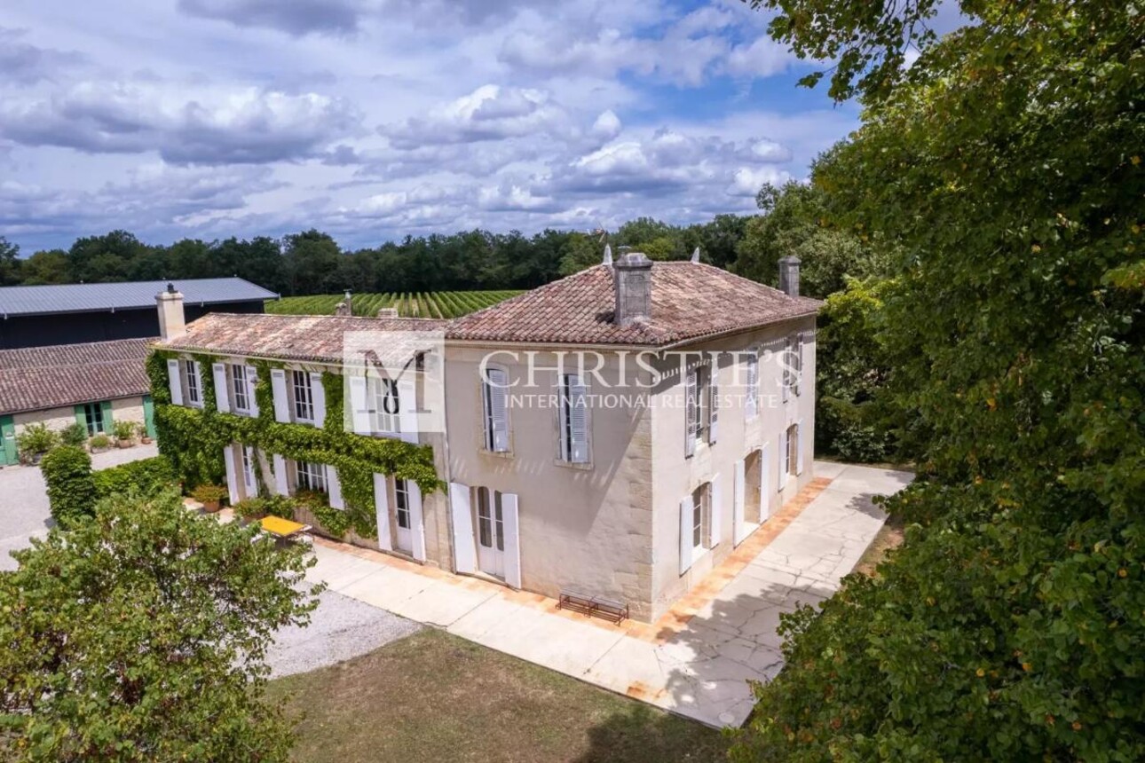 Photos 2 - Prestigious - For sale Entre-Deux-Mers very attractive vineyard estate with excellent terroir, quality wines and b